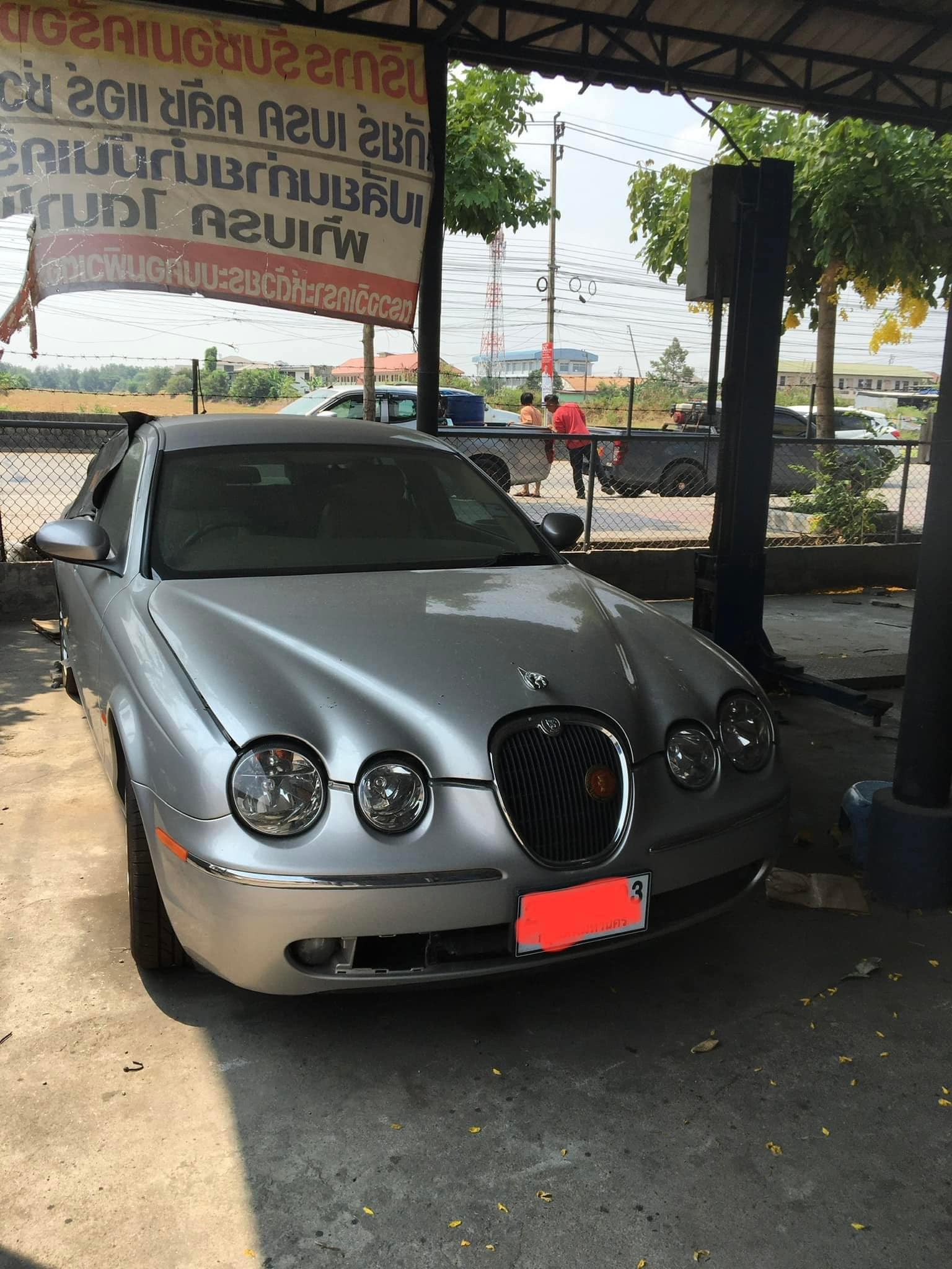 Jaguar S-Type
